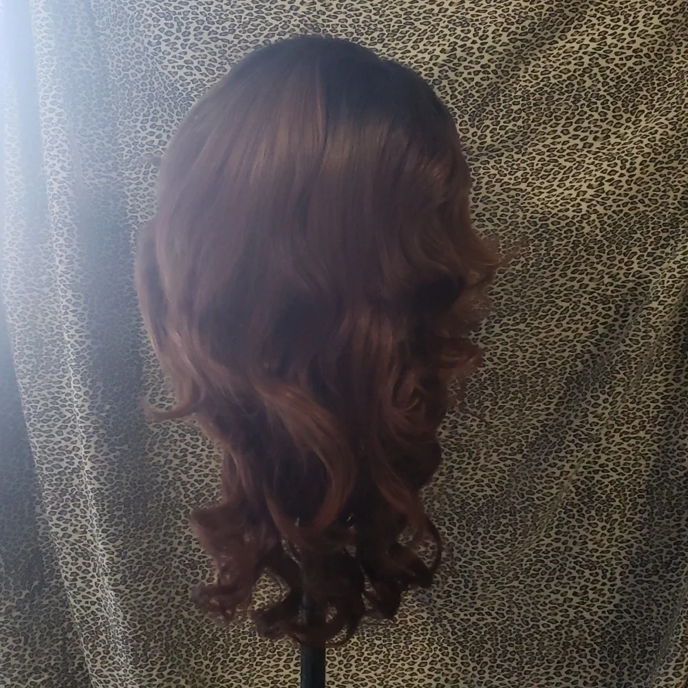 Layered Feathered Synthetic Warm Brown Synthetic Wig - Picture 4 of 7